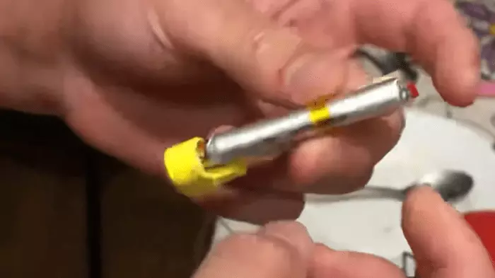 Обзор на одноразовую электронную сигарету HQD - За 5 минут